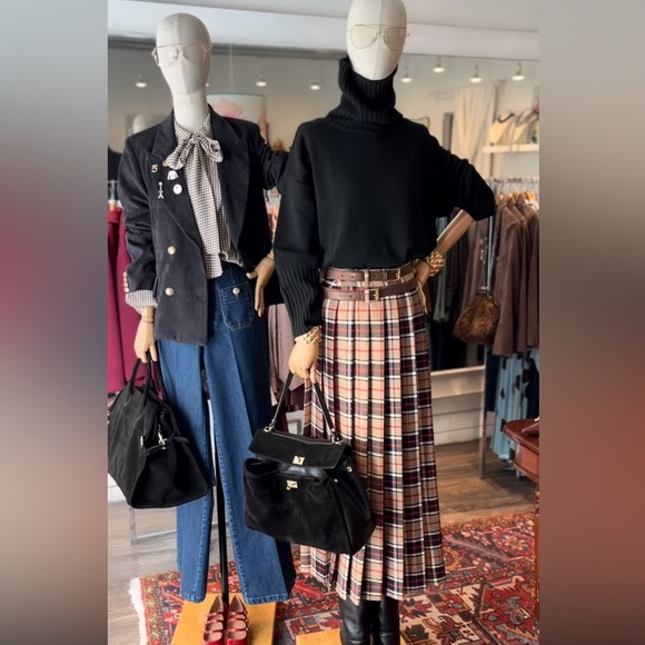 - Like this listing to be notified when I go live - Picture 17 of 17